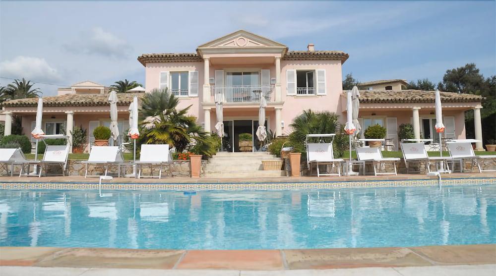 Hotel Villa Les Rosiers Grimaud Exterior photo