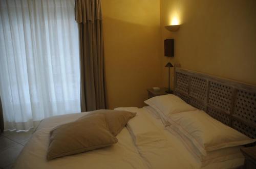 Hotel Villa Les Rosiers Grimaud Exterior photo
